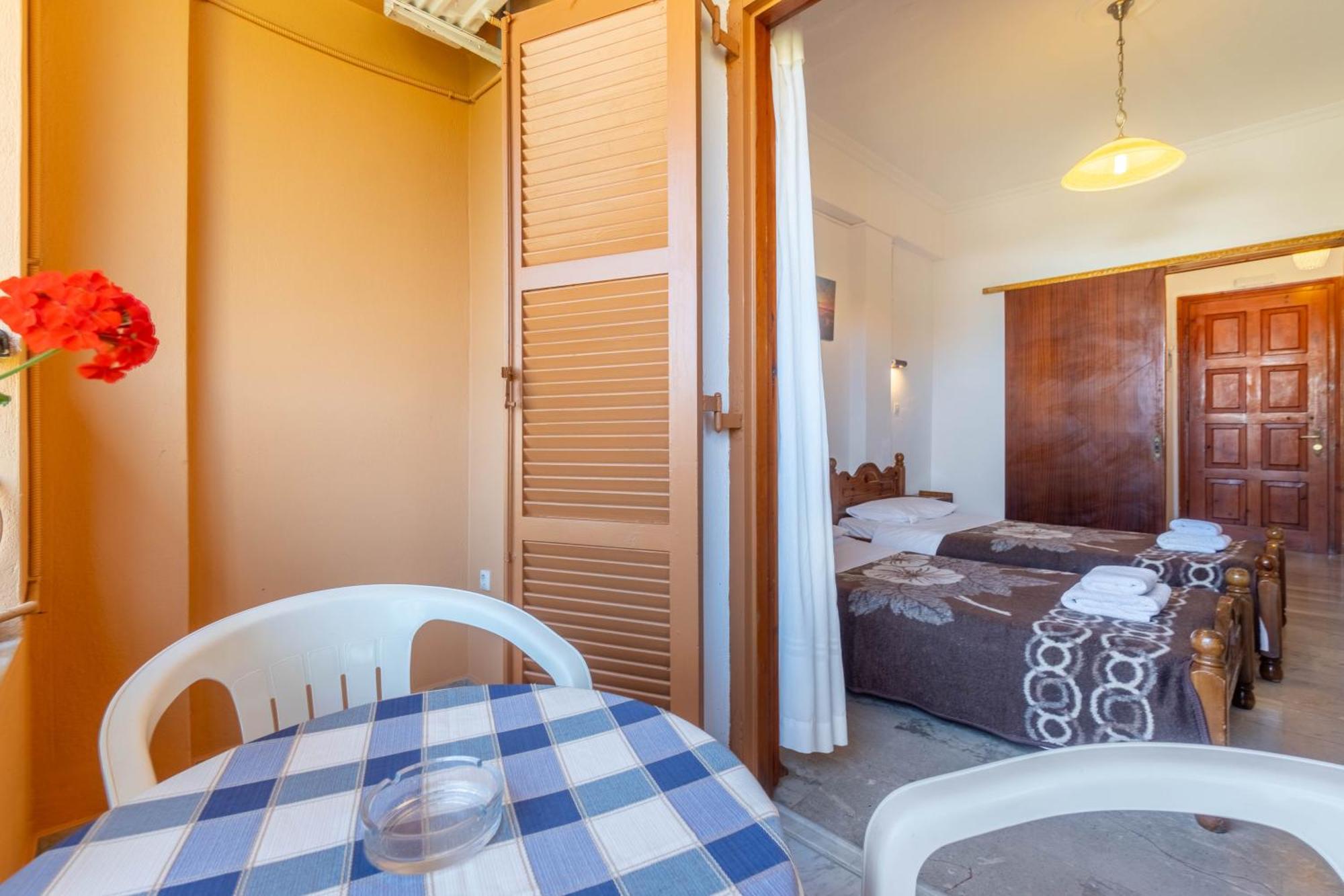 Mires House Side First Floor 9 * Agios Gordios (Corfu)