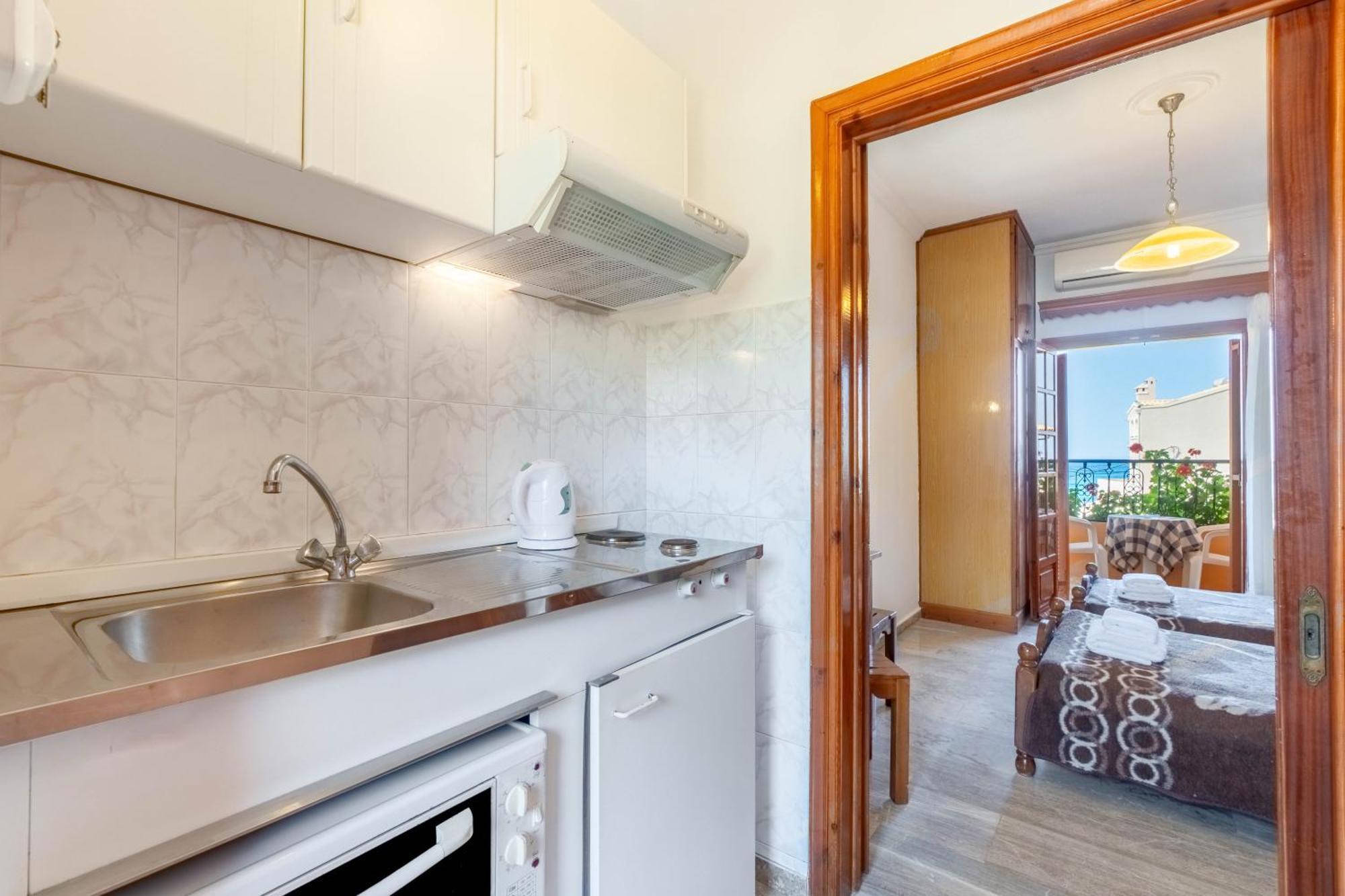 Mires House Side First Floor 9 * Agios Gordios (Corfu)